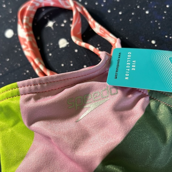 Speedo Small eco endurance good vibes Speedo top - Picture 11 of 16